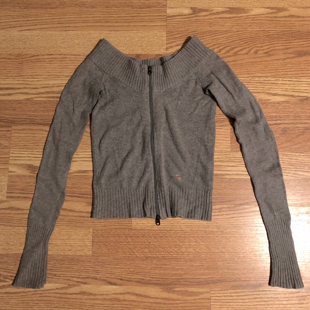 Abercrombie and Fitch Grey Cardigan Sweater